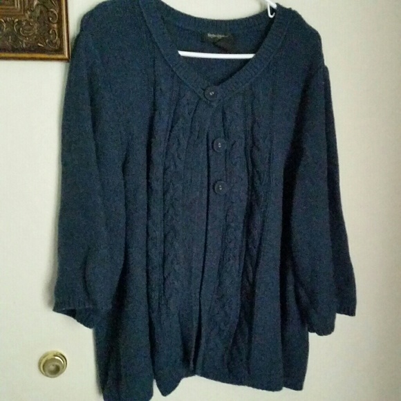 Sweater - Picture 4 of 6